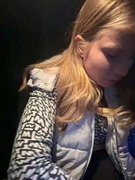 Snapshot of AnastasiaAniess chatting on 10/17/25, 06:53 AnastasiaAniess online show from 10/17/25, 06:53