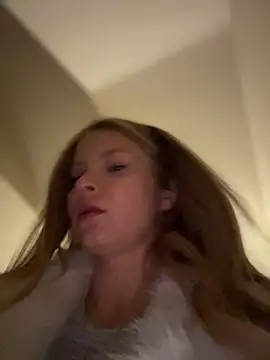 AnastasiaAniess online show from 12/21/25, 06:42