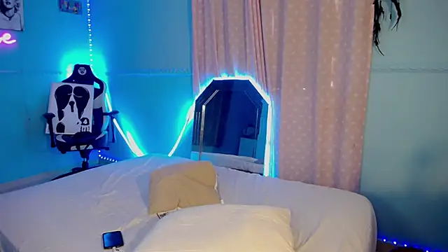 charlottesexxx online show from 09/17/25, 08:55