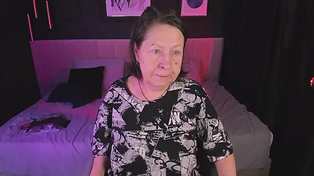 Snapshot of LindaPassionate chatting on 03/03/26, 05:14 LindaPassionate online show from 03/03/26, 05:14