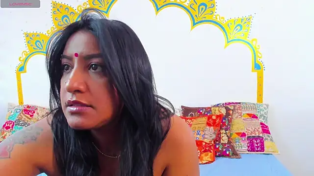 LadyNahir online show from 05/09/26, 02:37