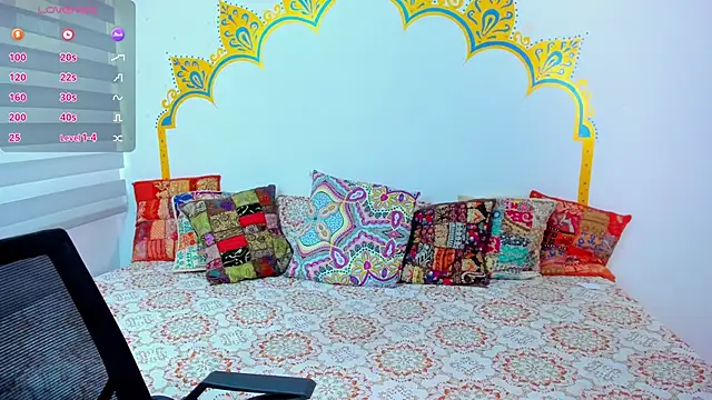 LadyNahir online show from 01/12/26, 12:45