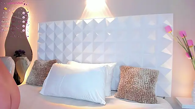 Snapshot of myax_evans chatting on 03/15/25, 11:40 myax evans online show from 03/15/25, 11:40