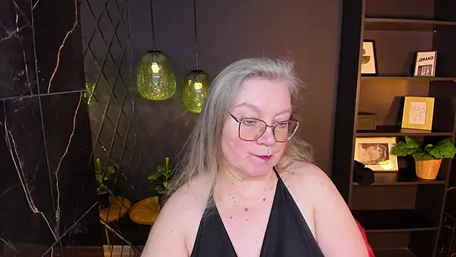 Snapshot of NataliMellow chatting on 04/11/26, 01:15 NataliMellow online show from 04/11/26, 01:15