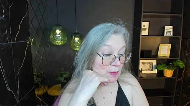 Snapshot of NataliMellow chatting on 04/28/26, 01:15 NataliMellow online show from 04/28/26, 01:15