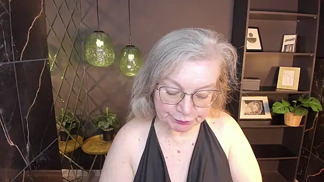 Snapshot of NataliMellow chatting on 05/13/26, 01:18 NataliMellow online show from 05/13/26, 01:18