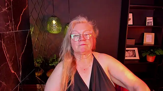 Snapshot of NataliMellow chatting on 06/11/26, 01:08 NataliMellow online show from 06/11/26, 01:08