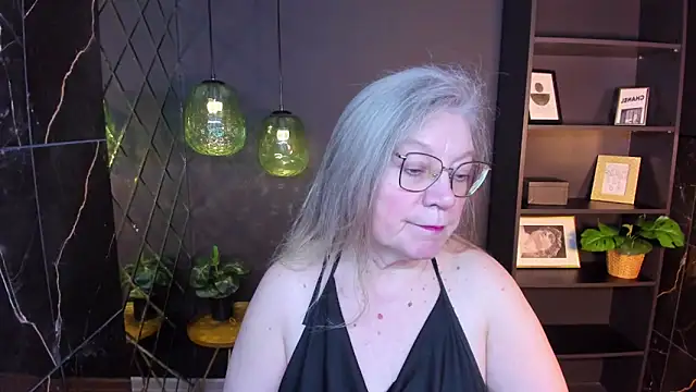 Snapshot of NataliMellow chatting on 05/06/26, 01:04 NataliMellow online show from 05/06/26, 01:04