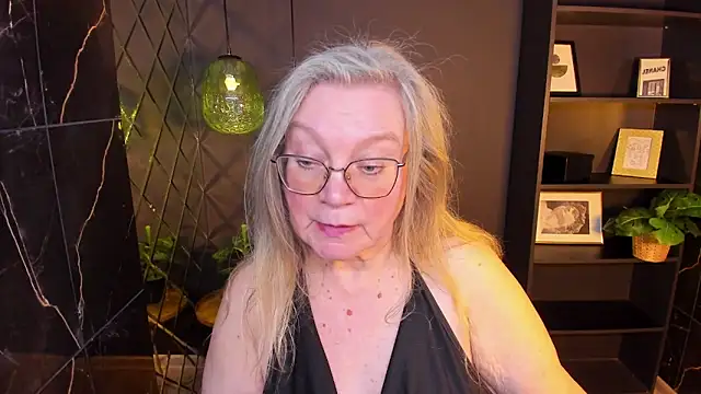 Snapshot of NataliMellow chatting on 04/18/26, 07:07 NataliMellow online show from 04/18/26, 07:07