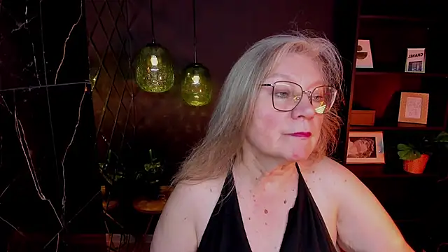 Snapshot of NataliMellow chatting on 06/25/26, 01:16 NataliMellow online show from 06/25/26, 01:16