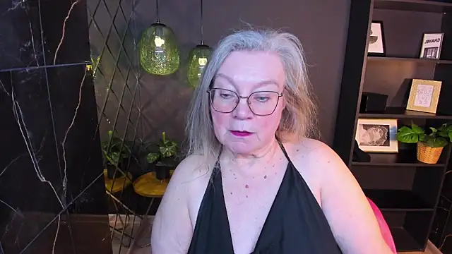 Snapshot of NataliMellow chatting on 04/08/26, 01:23 NataliMellow online show from 04/08/26, 01:23