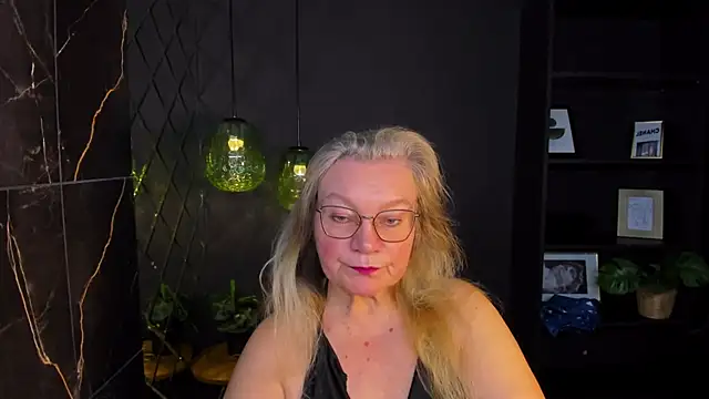 NataliMellow online show from 11/13/25, 01:04