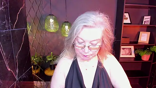 Snapshot of NataliMellow chatting on 05/28/26, 01:17 NataliMellow online show from 05/28/26, 01:17