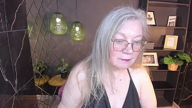 Snapshot of NataliMellow chatting on 05/11/26, 01:23 NataliMellow online show from 05/11/26, 01:23