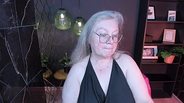 Snapshot of NataliMellow chatting on 06/27/26, 01:17 NataliMellow online show from 06/27/26, 01:17