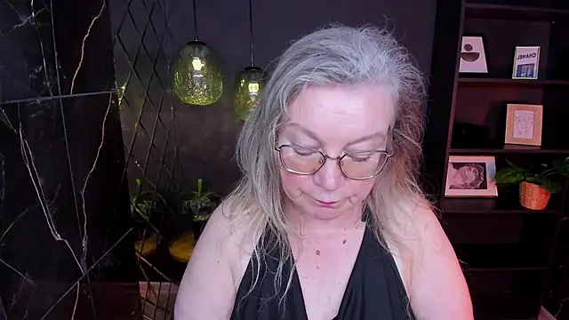 Snapshot of NataliMellow chatting on 07/04/26, 01:15 NataliMellow online show from 07/04/26, 01:15