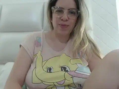 ashlymoon online show from 03/21/25, 01:13