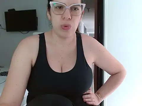 ashlymoon online show from 05/07/26, 04:54