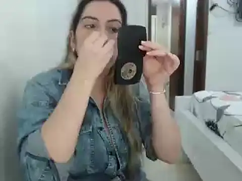 ashlymoon online show from 02/17/25, 06:39