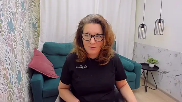 LeaPure online show from 01/10/26, 05:14