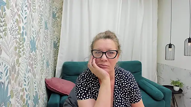 LeaPure online show from 03/22/26, 05:10