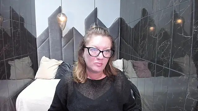 LeaPure online show from 09/28/25, 05:25