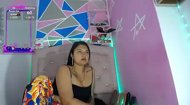Snapshot of violetaass chatting on 03/14/25, 11:32 violetaass online show from 03/14/25, 11:32