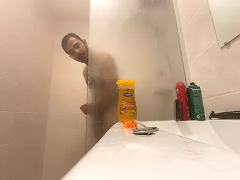 Snapshot of Enderson007 chatting on 10/28/25, 11:09 Enderson007 online show from 10/28/25, 11:09