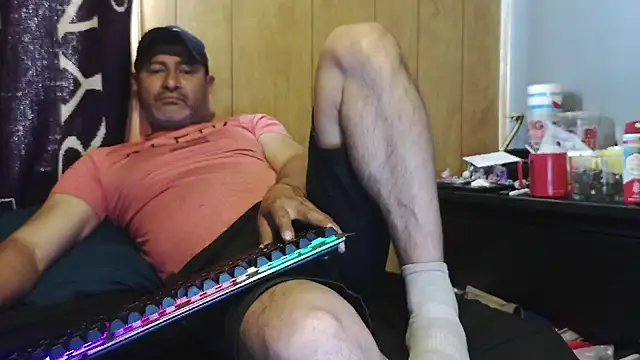 Snapshot of dantehot2020 chatting on 02/22/26, 09:27 dantehot2020 online show from 02/22/26, 09:27