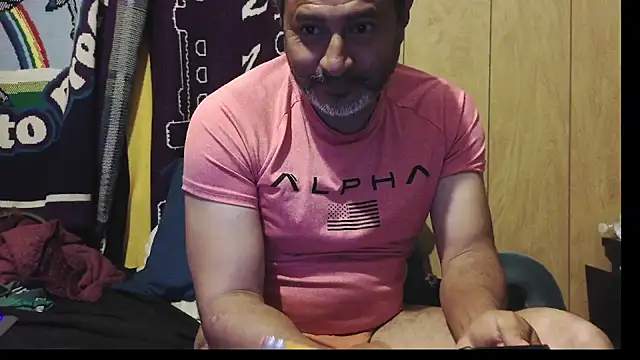 Snapshot of dantehot2020 chatting on 04/08/26, 12:12 dantehot2020 online show from 04/08/26, 12:12