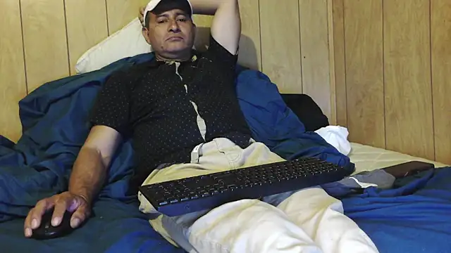 dantehot2020 online show from 11/10/25, 02:16