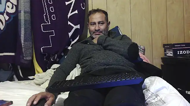 Snapshot of dantehot2020 chatting on 02/06/26, 01:23 dantehot2020 online show from 02/06/26, 01:23