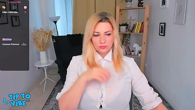Snapshot of JillSpacey chatting on 12/06/24, 04:44 JillSpacey online show from 12/06/24, 04:44