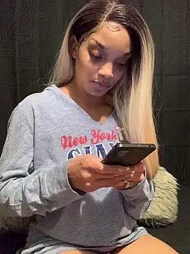 Rakiyahcharms online show from 03/01/25, 03:38