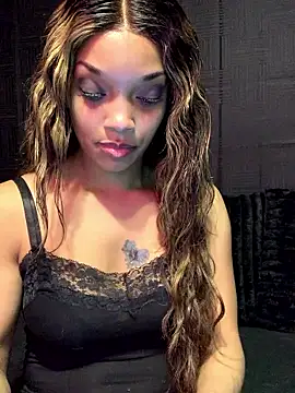 Snapshot of Rakiyahcharms chatting on 01/11/26, 12:17 Rakiyahcharms online show from 01/11/26, 12:17