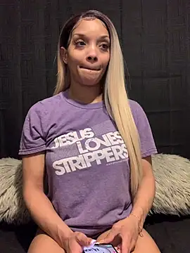 Rakiyahcharms online show from 03/16/25, 05:39