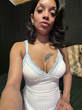 Rakiyahcharms online show from 05/30/26, 09:48
