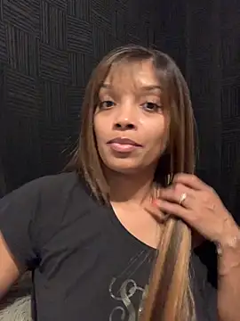 Rakiyahcharms online show from 09/19/25, 06:01