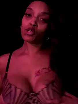 Rakiyahcharms online show from 10/24/25, 09:36