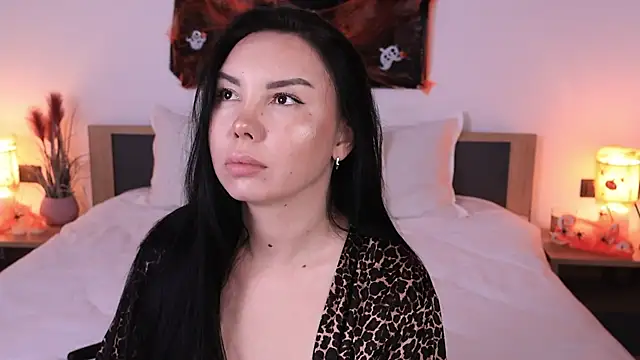 Leila  Sweet online show from 10/25/25, 06:45