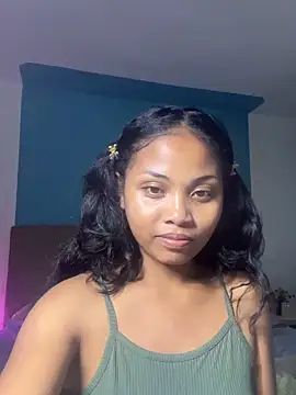 naya86 online show from 06/17/26, 03:00