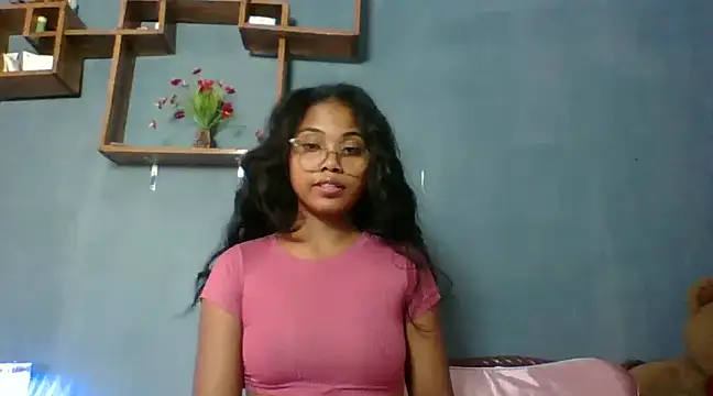 Snapshot of naya86 chatting on 02/20/25, 06:28 naya86 online show from 02/20/25, 06:28
