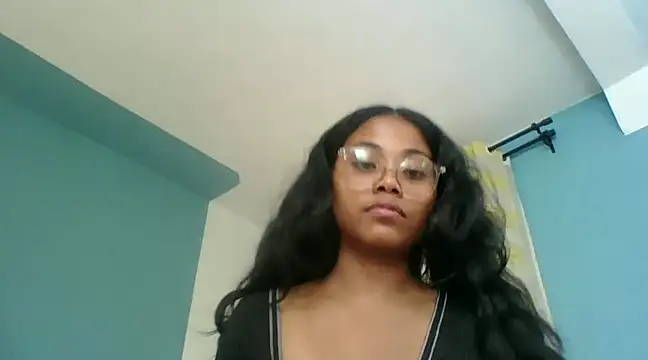 Snapshot of naya86 chatting on 03/10/25, 10:50 naya86 online show from 03/10/25, 10:50