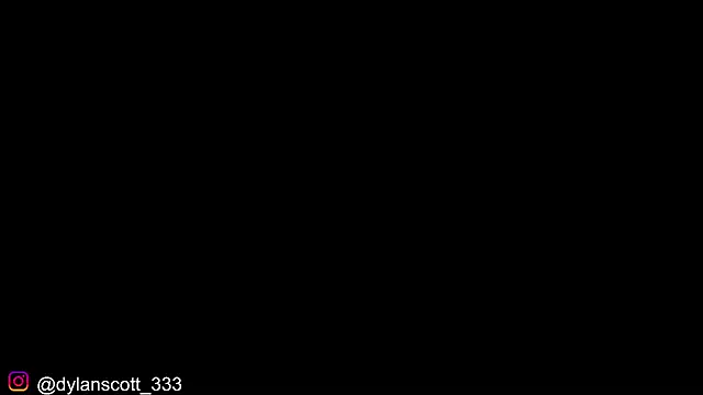 Snapshot of dylanscott_ chatting on 10/03/25, 05:36 dylanscott online show from 10/03/25, 05:36