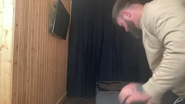 Snapshot of AlphaSparks chatting on 03/02/26, 04:13 AlphaSparks online show from 03/02/26, 04:13