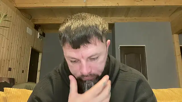 Snapshot of AlphaSparks chatting on 12/20/25, 04:26 AlphaSparks online show from 12/20/25, 04:26