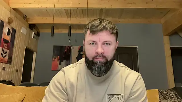 Snapshot of AlphaSparks chatting on 01/12/26, 04:08 AlphaSparks online show from 01/12/26, 04:08