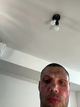 Snapshot of TOYTOYNOW chatting on 01/05/25, 01:36 TOYTOYNOW online show from 01/05/25, 01:36