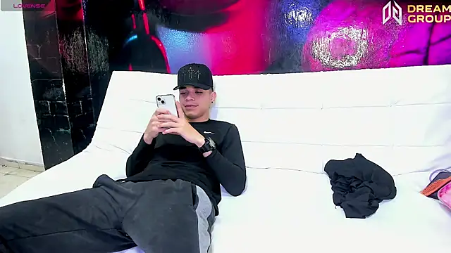 AmazingPartys online show from 04/05/26, 01:29