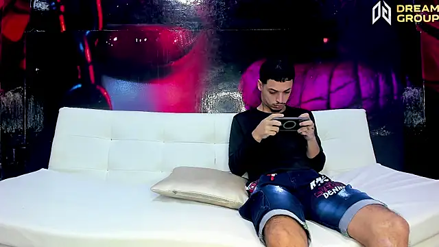 AmazingPartys online show from 11/16/25, 07:29